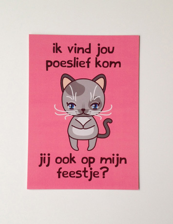voorkant roze uitnodiging met illustratie van een poes met de tekst ik vind jou poeslief kom jij ook op mijn feestje?